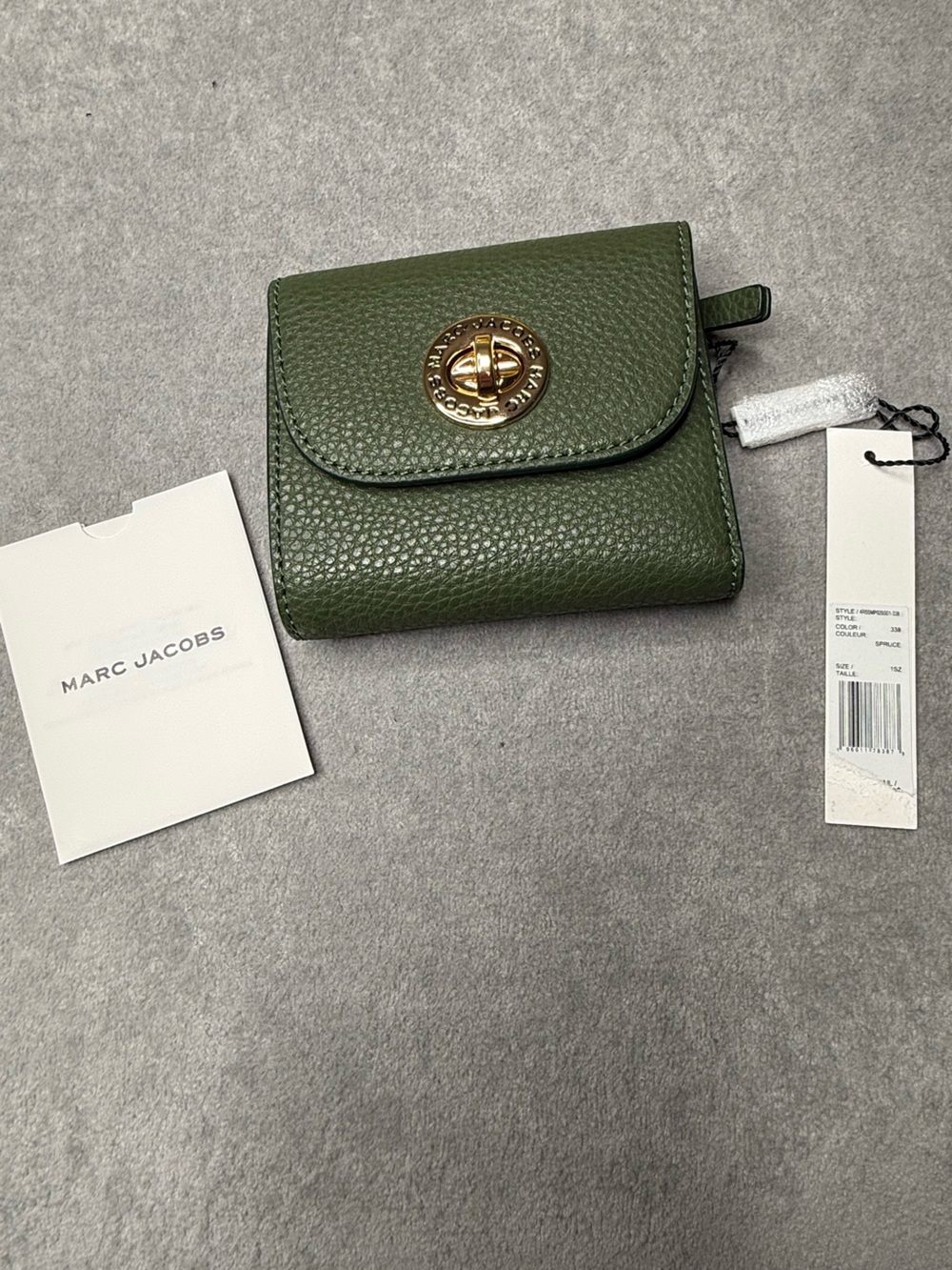 Marc Jacobs Turnlock Trifold Leather Wallet in Spruce NWT